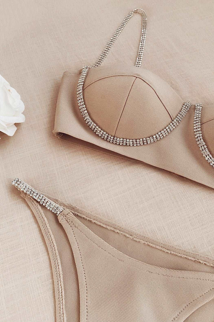 The Chloe Bandage Diamanté Detailing Set LemonLunar 